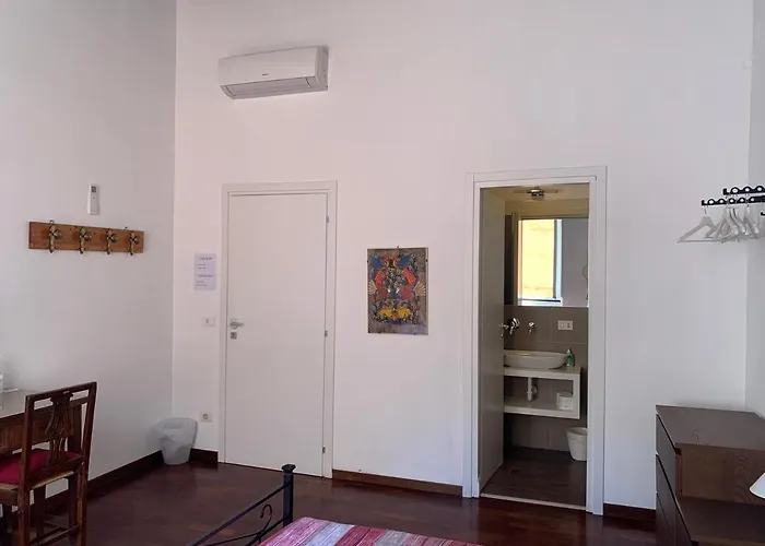 Eagle Rooms